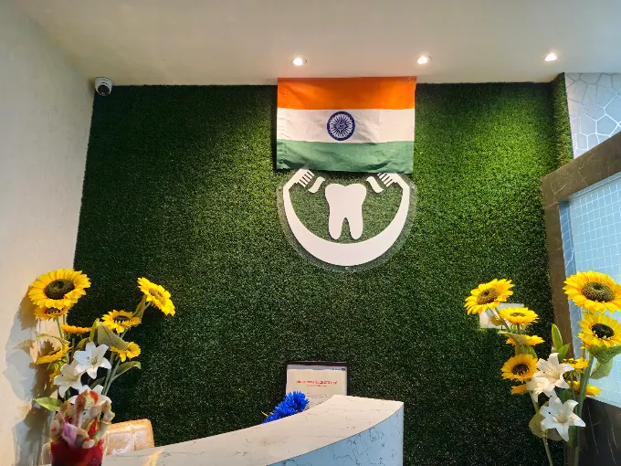 MO Dental Clinic Premium Lobby Interior